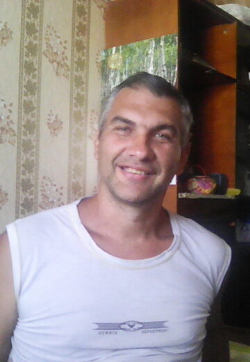 Моя фотография - Валерий, 47 из Гомель (@valeriyvasilevichpe0)