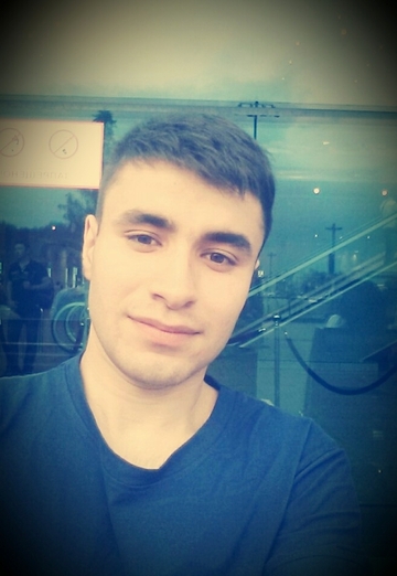 Моя фотография - Bobojon Makhkamov, 27 из Малоярославец (@bobojonmakhkamov)