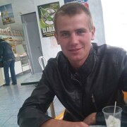 Виктор, 27, Купино