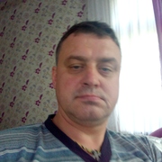 виктор, 46, Климовск