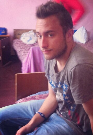 Моя фотография - Виктор, 29 из Серов (@viktor207130)
