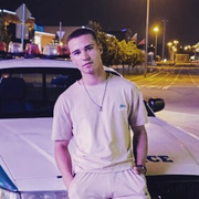 Дмитрий, 18, Москва