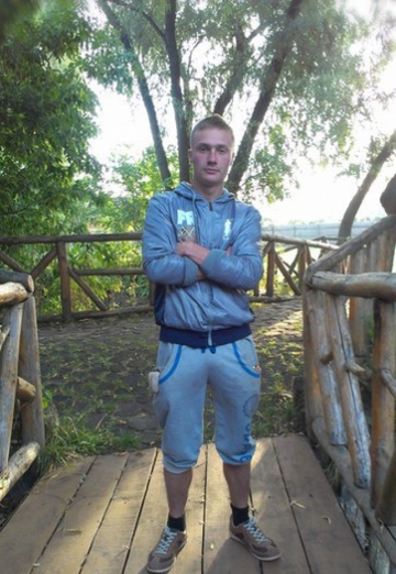 Моя фотография - Владимир, 28 из Корсунь-Шевченковский (@aerodromik99)
