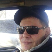Евгений Петров, 46, Троицк