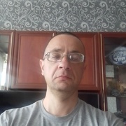 Олег, 40, Тверь