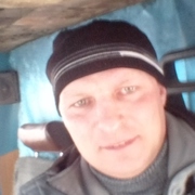 Viktor, 45, Первомайское