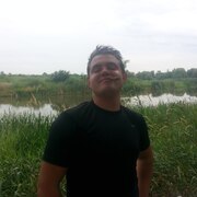 виталий, 31, Покровское