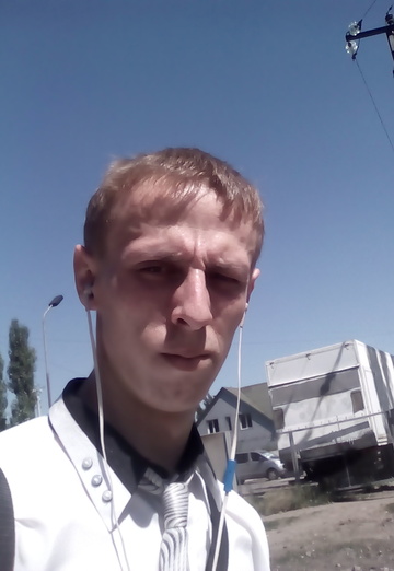 Моя фотография - Максим, 31 из Покровск (@maksim233360)
