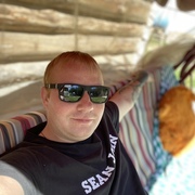 Роман, 30, Югорск