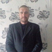Евгений, 29, Целинное