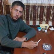 Дмитрий, 32, Выползово