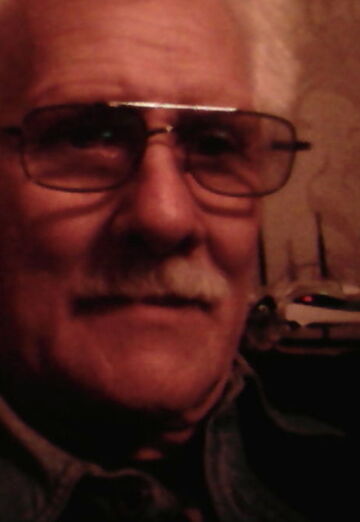 Моя фотография - Валерий, 76 из Санкт-Петербург (@valeriy38329)