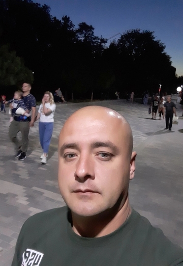 Viktor (@viktor276005) — my photo № 1