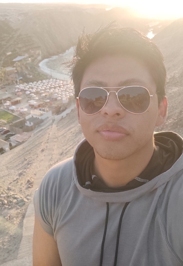 Arturo (@arturo493) — my photo № 1
