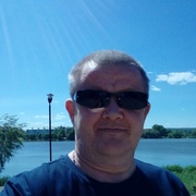 Дмитрий, 45, Фряново