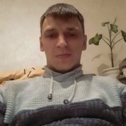 Виталик, 31, Топки