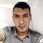 Умрбек, 27, Чехов