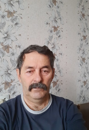 Моя фотография - Юрий, 65 из Белая Калитва (@uriy172604)