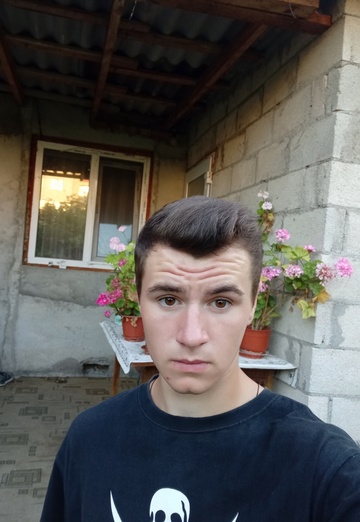 Моя фотография - Андрей, 18 из Сороки (@andrey760730)