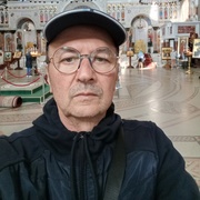 Олег, 30, Санкт-Петербург