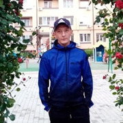 Антон, 33, Кировск