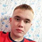 Евгений, 22, Карагай