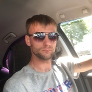 Евгений, 36, Псков