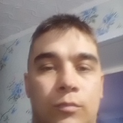 Иван Елизов, 32, Варгаши
