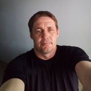 Николай, 32, Медведево