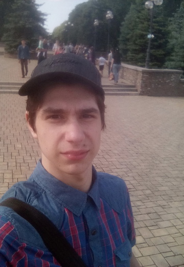 Моя фотография - Алекс, 23 из Донецк (@aleks84003)
