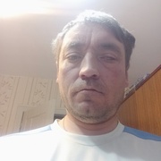 Евгений, 44, Кировск