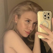 Арина, 23, Санкт-Петербург