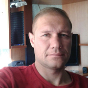 Виталий, 40, Архангельское