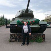 Александр, 41, Зеленогорск (Красноярский край)