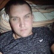 Юрий, 30, Сергач