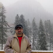 ден, 53, Пятигорск