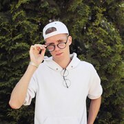 Кирилл, 23, Петергоф