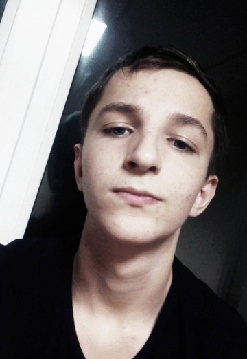 Моя фотография - Алексей, 21 из Холмск (@irantom)