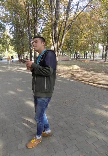 Моя фотография - Анатолий, 28 из Чугуев (@anatoliy32904)