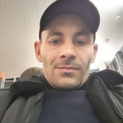Лев, 33, Артем