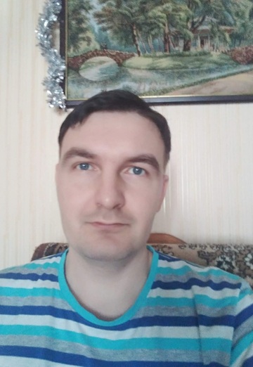 Моя фотография - Максим, 34 из Первоуральск (@maksimeshe)