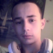 Михаил, 23, Райчихинск