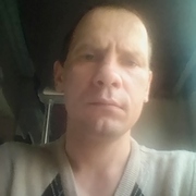 Игорь, 41, Кизел
