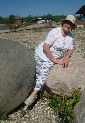 Моя фотография - Лариса, 80 из Ярославль (@larisa25116)
