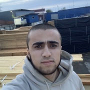 Алим, 21, Москва