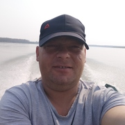 Миша, 36, Зырянка