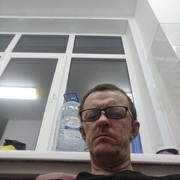 Александр, 47, Топки