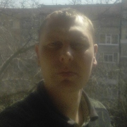 Виталик, 40, Донецк