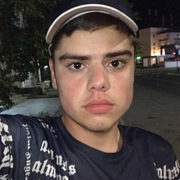 Али, 18, Каспийск