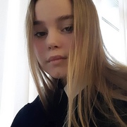 Дина, 18, Таганрог